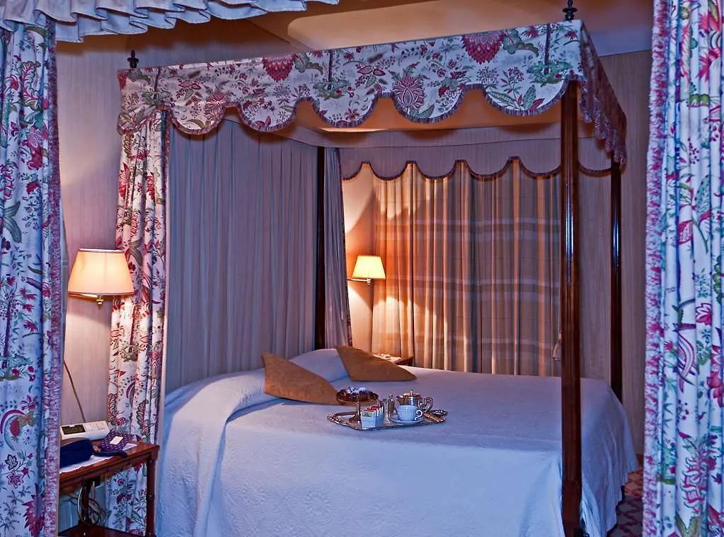 לוקה Resort Dei Limoni מלון
